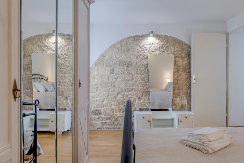 Temple Luxury Apartments & Rooms Split Exterior foto