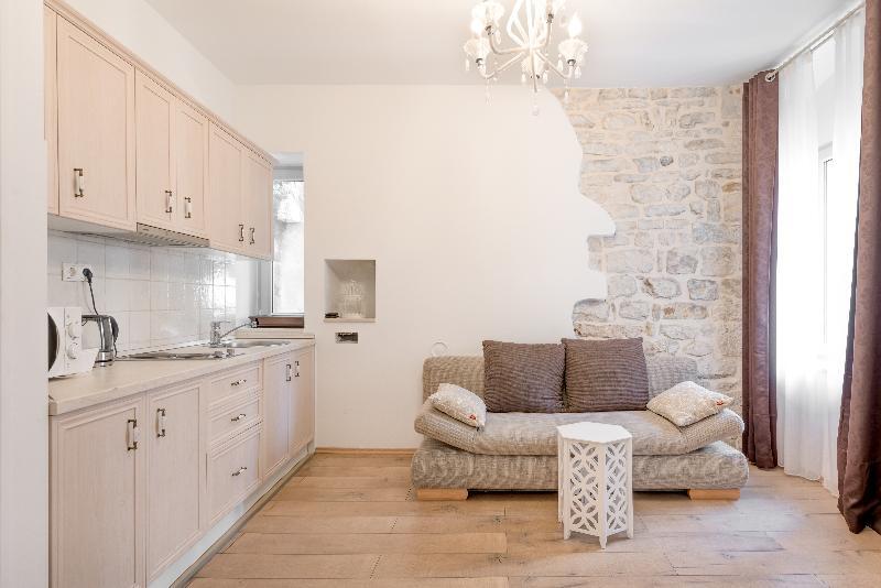 Temple Luxury Apartments & Rooms Split Exterior foto